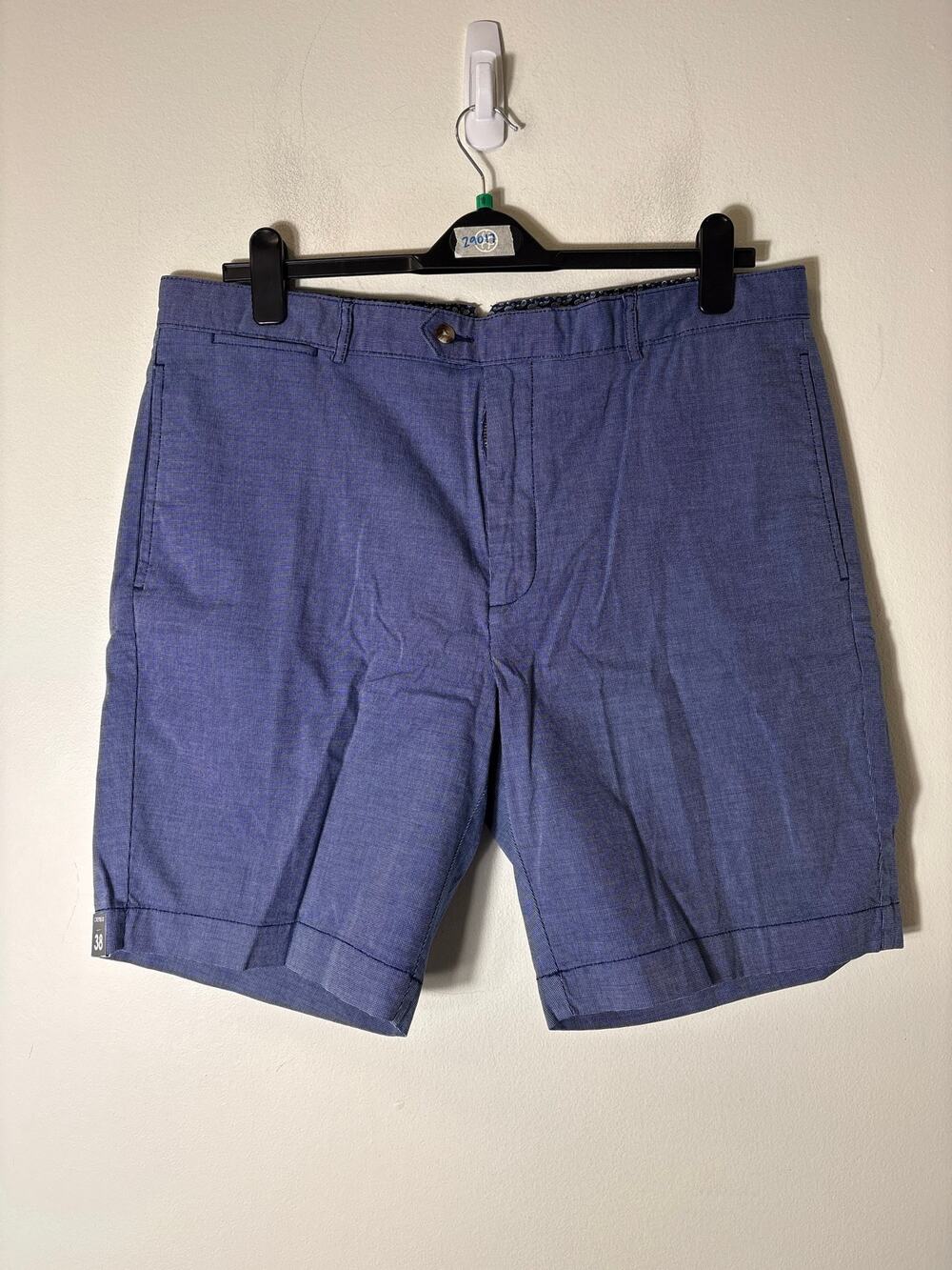 NWOT Men's Cremiux Blue and White Flat Front Cotton Shorts Sz 38